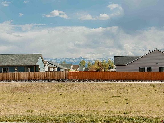 3rd image of 1420 Owl Creek Avenue