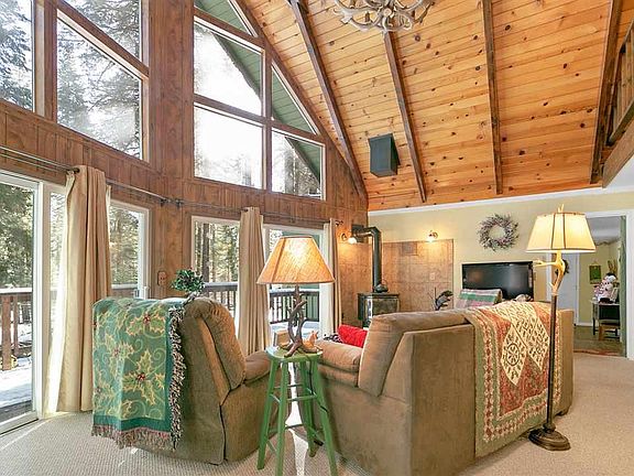 4th image of 38673 Forest Ln