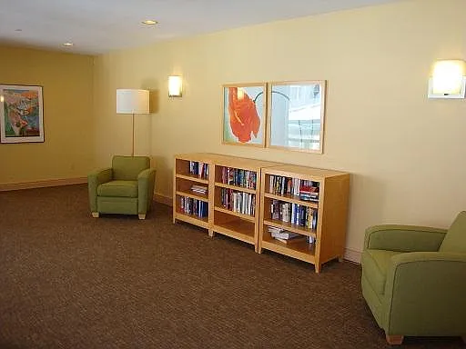 1 Lakeside Dr #6 — Photo 13