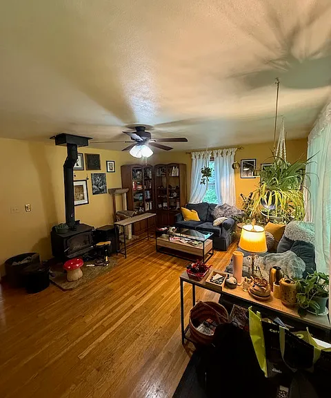 518 Spencer Rd — Photo 5