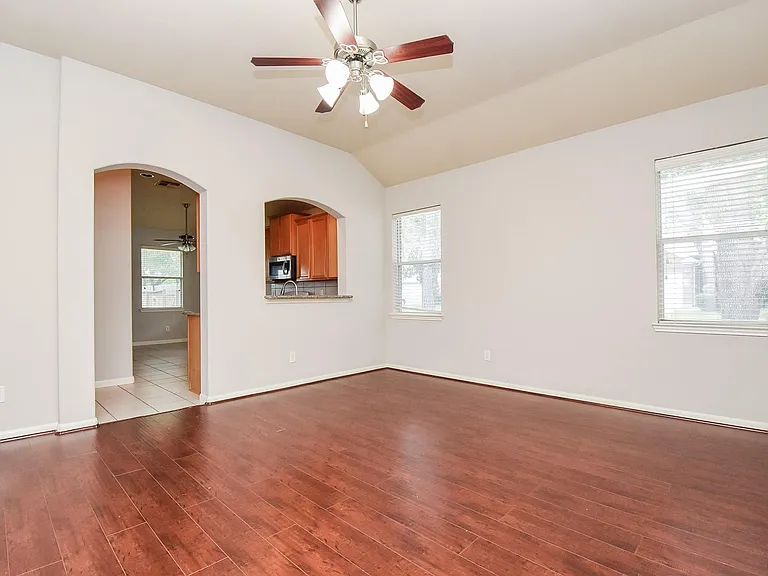6014 Starbrook Creek Dr — Photo 9