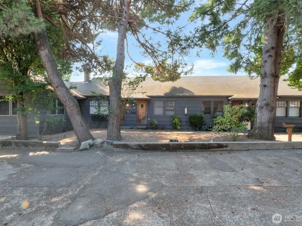 2135 4th Street, Bremerton, WA 98312