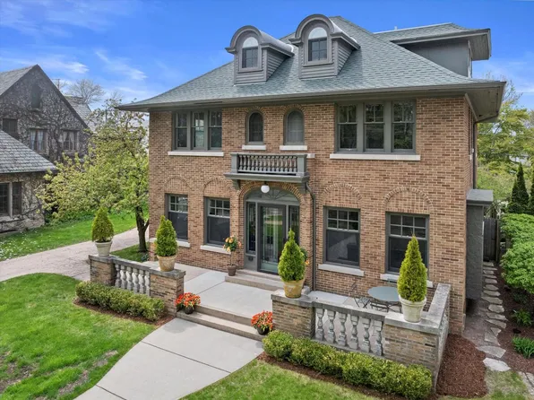 3461 North Shepard AVENUE, Milwaukee, WI 53211