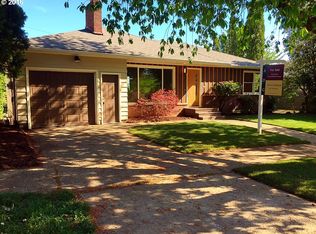 2221 NE Morgan St, Portland, OR 97211