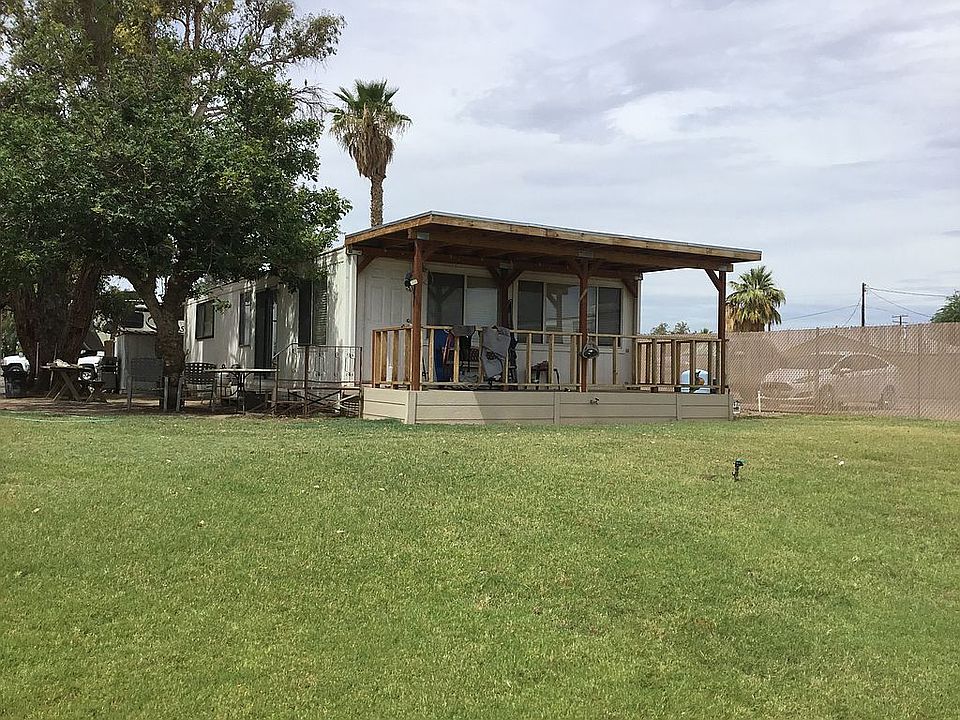 2nd image of 5750 Colorado River Rd