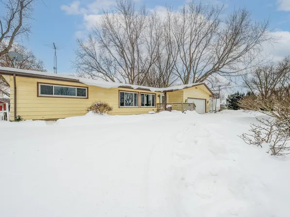 4290 E Britain Ave, Benton Harbor, MI 49022