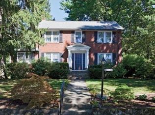 46 Devonshire Rd, Newton, MA 02468