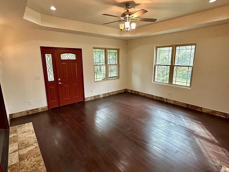 3608 Chatham Ct — Photo 24
