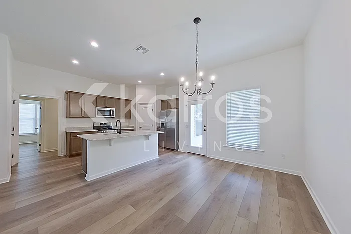 200 Acoustic Ln — Photo 6