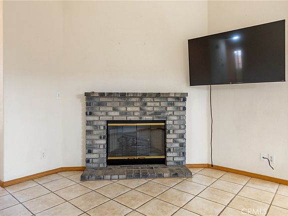 5th image of 190 Stonebridge Ln