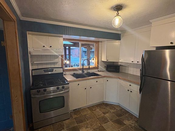 5th image of 1009 W Sussex Ave APT 1