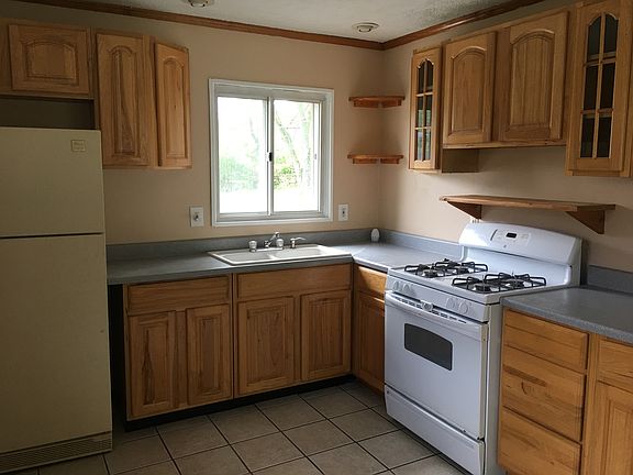 3rd image of 193 Nanti St