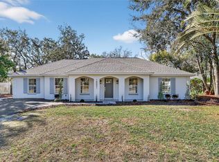 18851 Tracer Dr, Lutz, FL 33549