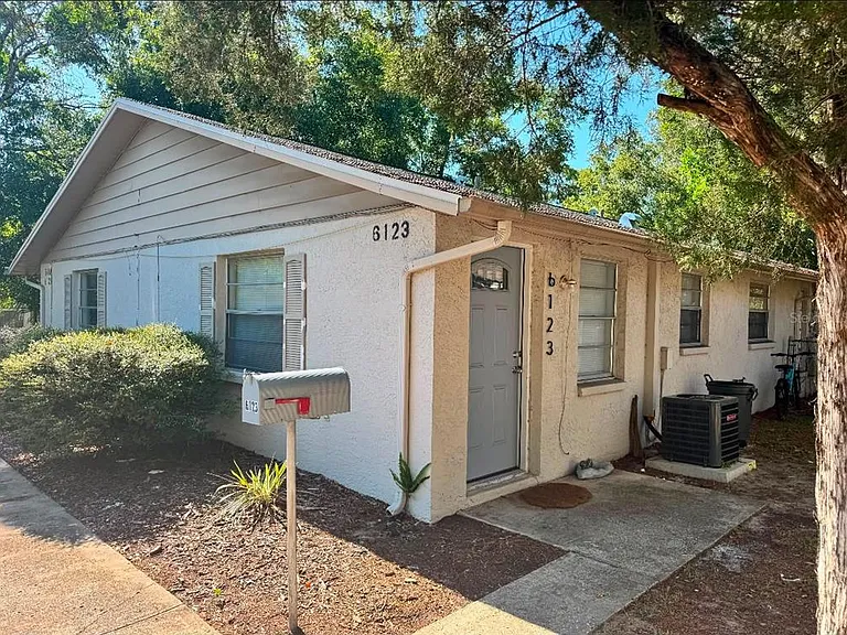 6123 Montana Ave — Photo 15
