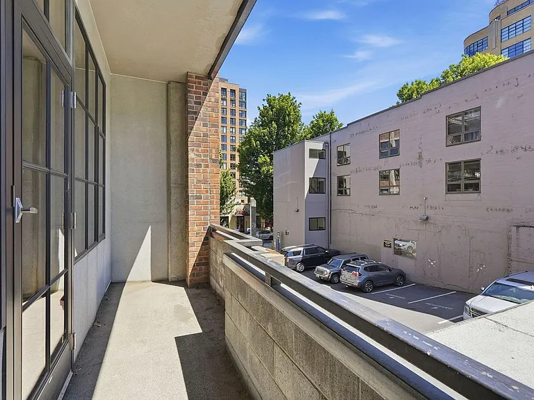 408 NW 12th Ave #208 — Photo 27
