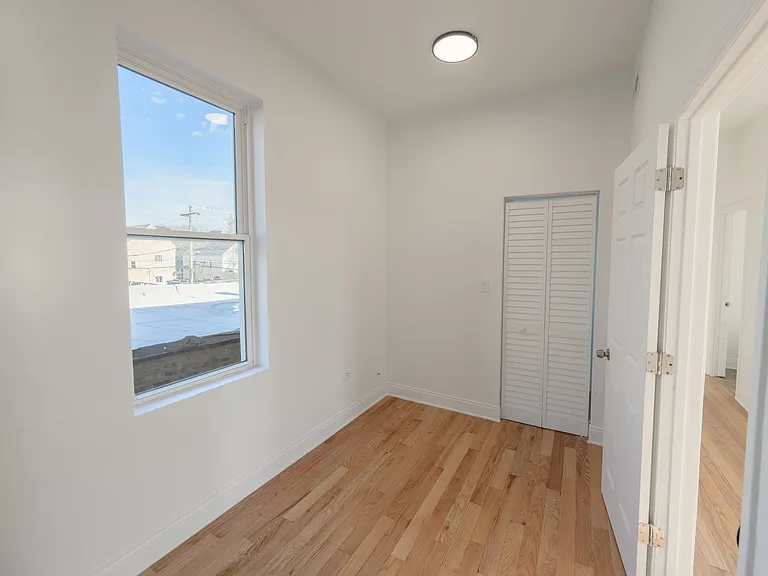 5103 S Winchester Ave #2 — Photo 18