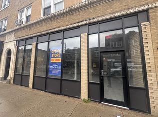 3752 W Lawrence Ave #1, Chicago, IL 60625