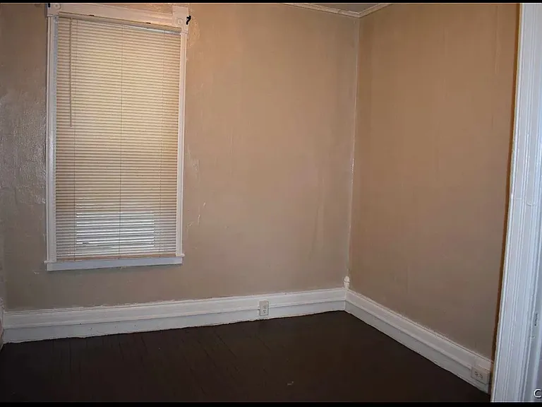 703 Lodi St — Photo 5