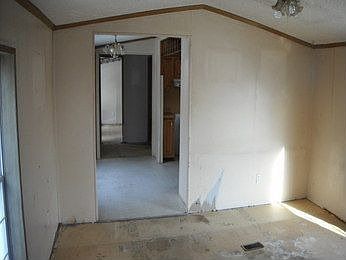 4th image of 9201 Becker St NE