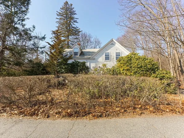 62 Fountain St, Ashland, MA 01721