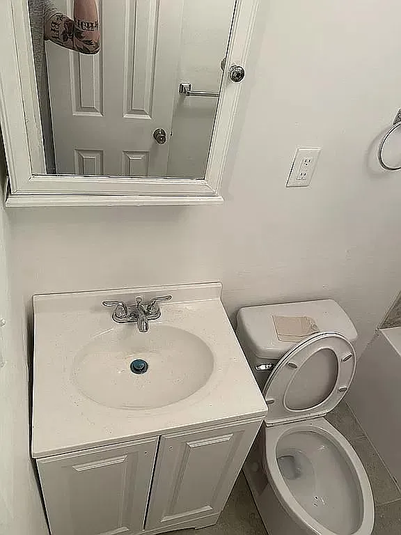 2 bed, 800 sqft, $1,400 — Photo 3