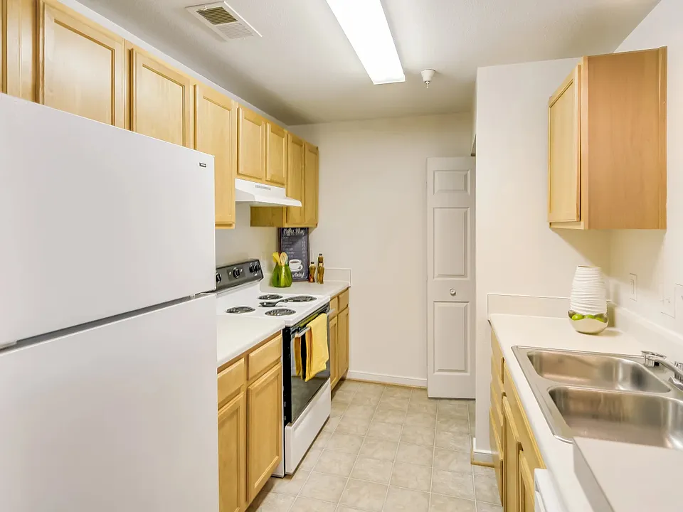 Creekpointe Apartments