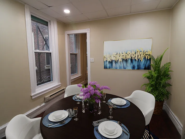 121 N 11th St #1 — Photo 7