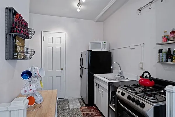 Sold by Corcoran | media 3