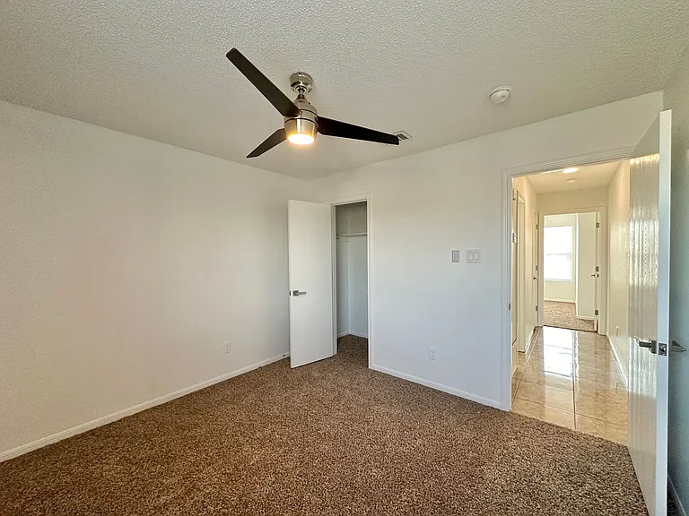 4403 Tidal Wave Dr — Photo 23