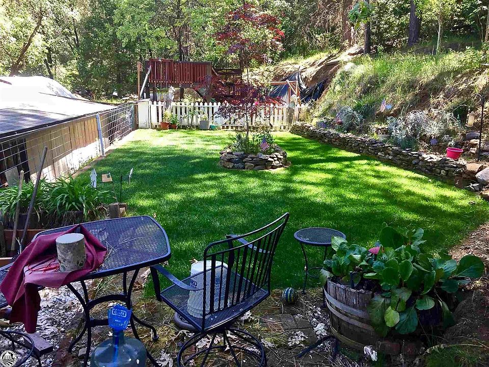 1st image of 20655 & 20659 Ponderosa Way