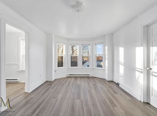 318 Front St #320, Chicopee, MA 01013