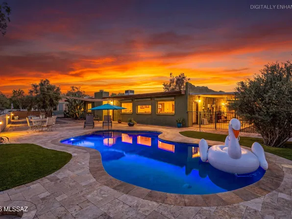 821 W Calle De Julio, Green Valley, AZ 85614