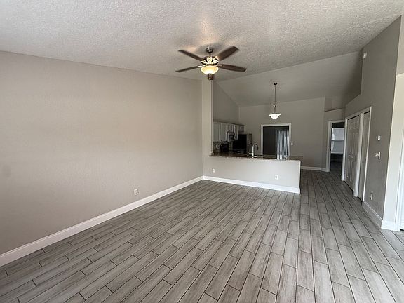 2nd image of 910 Alabama Ave