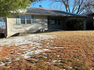 6634 Western Ave, Omaha, NE 68132