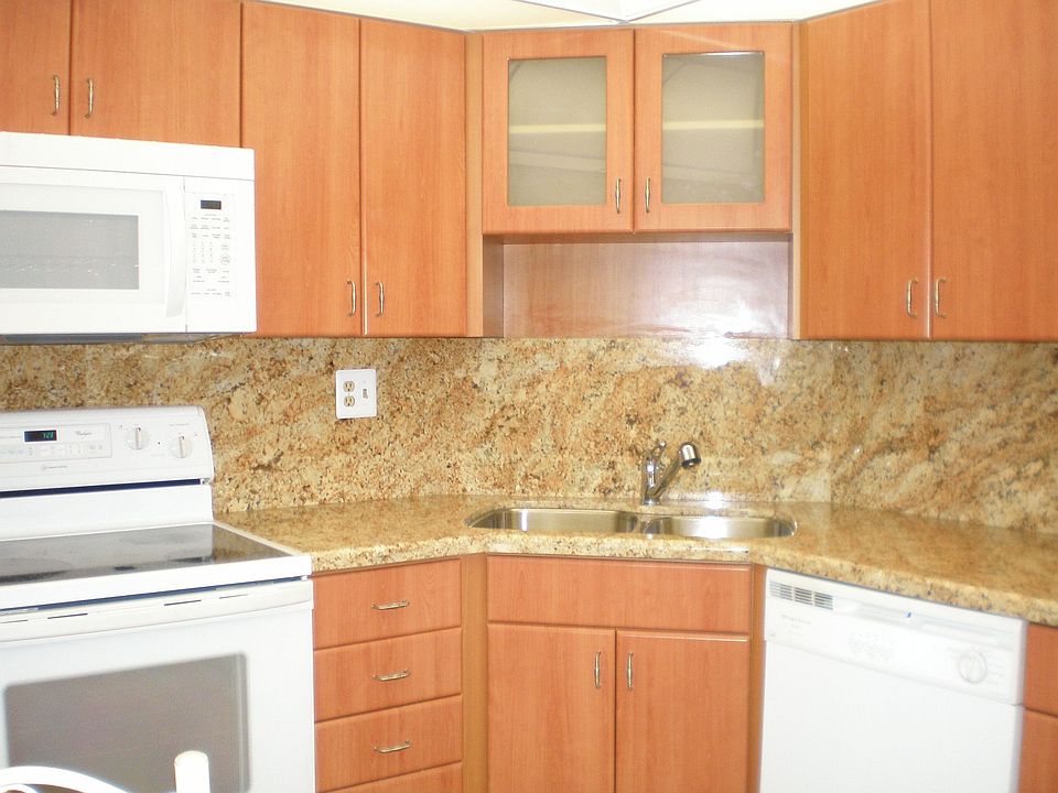Kitchen with Granite 