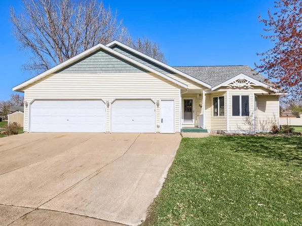 39 Jefferson Ct, Hastings, MN 55033
