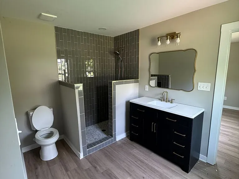 982 Webb Cir — Photo 14