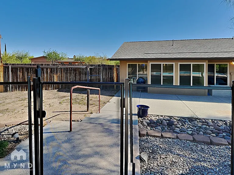 7900 N Leonardo Da Vinci Way — Photo 40