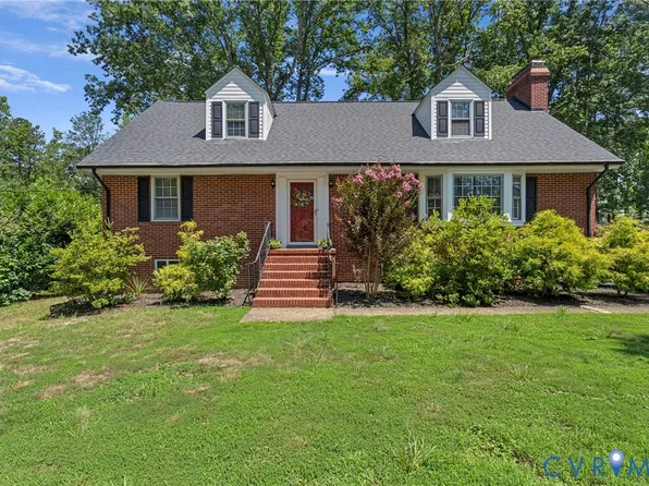 8204 Bronwood Rd, Henrico, VA 23229