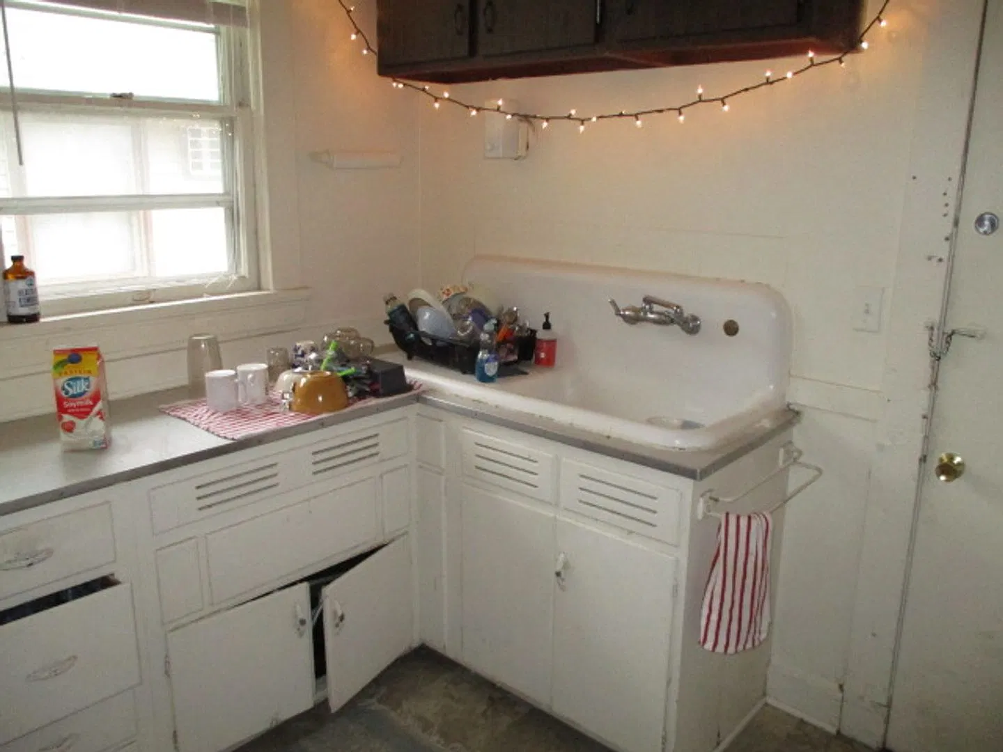 137 W. Gilman Street — Photo 4