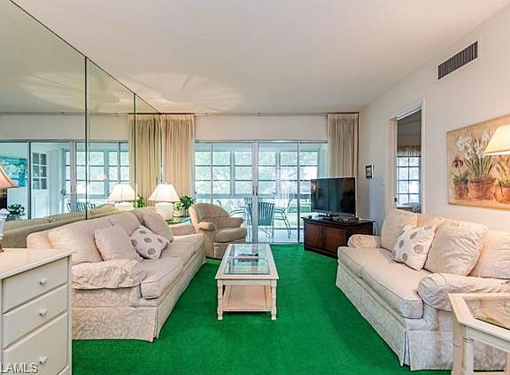 2nd image of 274 Banyan Blvd