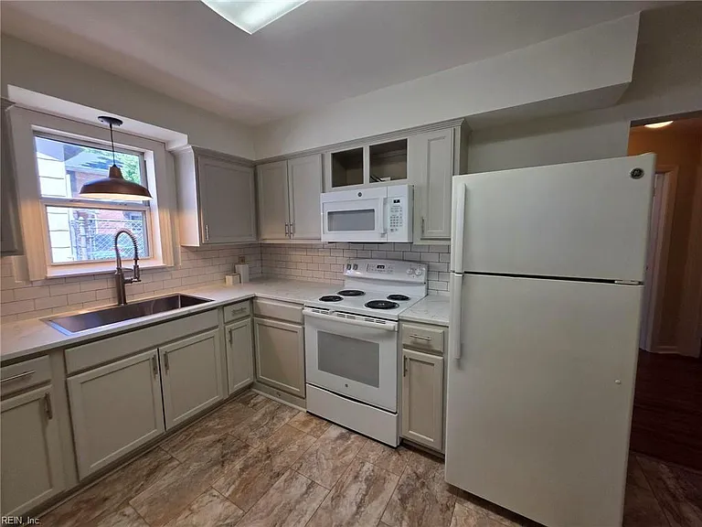 122 D View Ave #3 — Photo 9