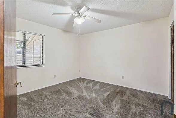 1544 Franklin Cir — Photo 10