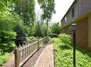 1525 Woodland Dr, Grafton, WI 53024