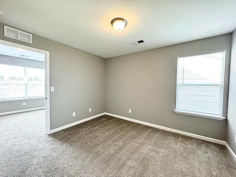 8077 Driftwood Loop — Photo 36
