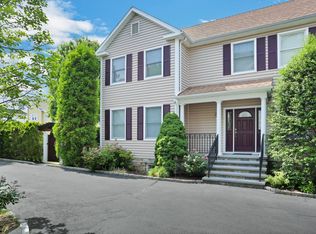 6 Rippowam Rd #B, Cos Cob, CT 06807