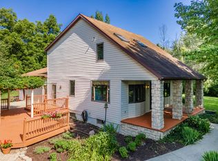 1929 Kroemer Rd, Fort Wayne, IN 46808