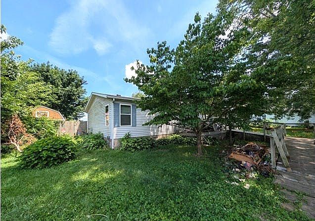 2nd image of 232 N Lincoln Ave