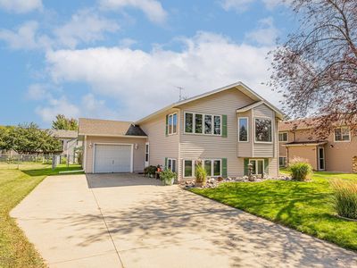 1216 17th St N, Moorhead, MN, 56560