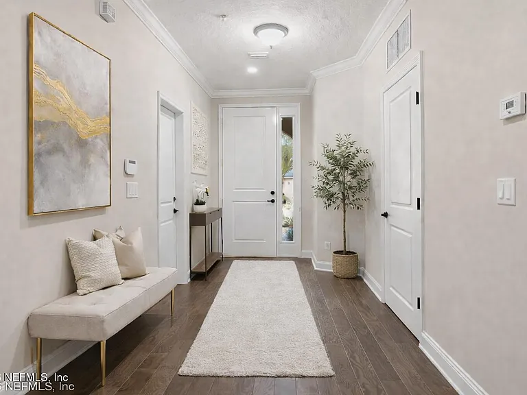 80 Oyster Bay Way — Photo 2